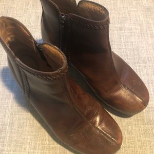 Dansko Brown leather shoes